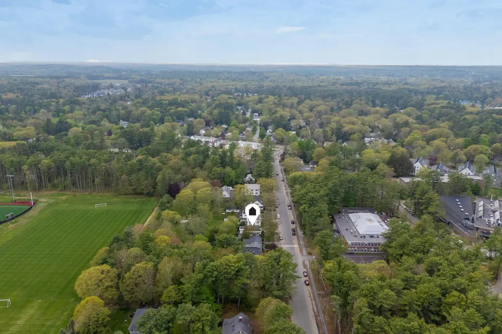 20 Longfellow Avenue Brunswick ME 04011