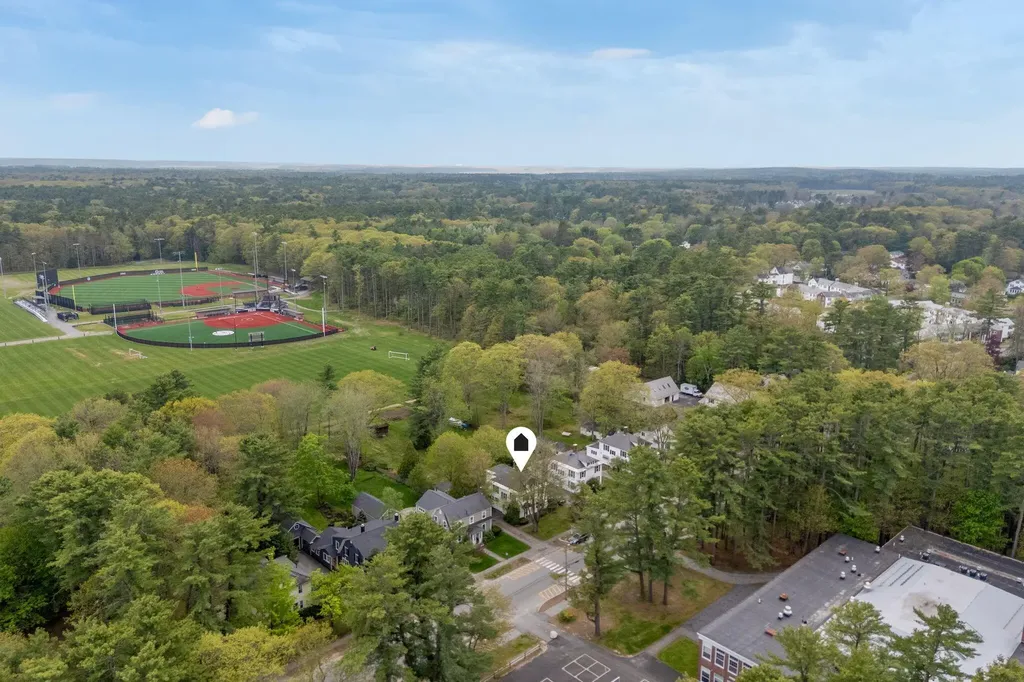 20 Longfellow Avenue Brunswick ME 04011