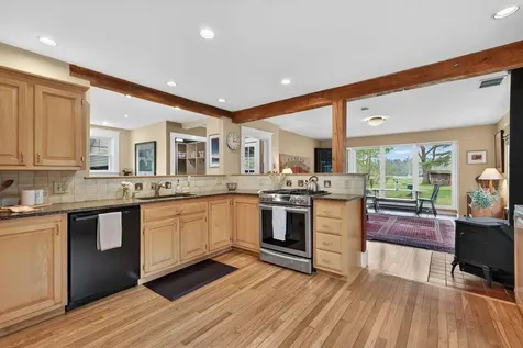 20 Longfellow Avenue Brunswick ME 04011