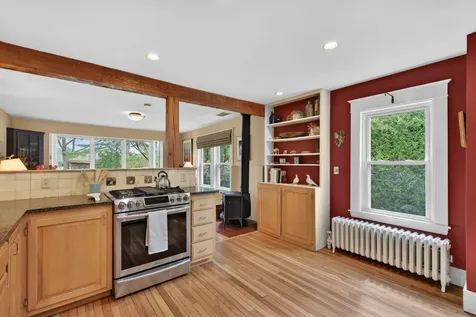 20 Longfellow Avenue Brunswick ME 04011