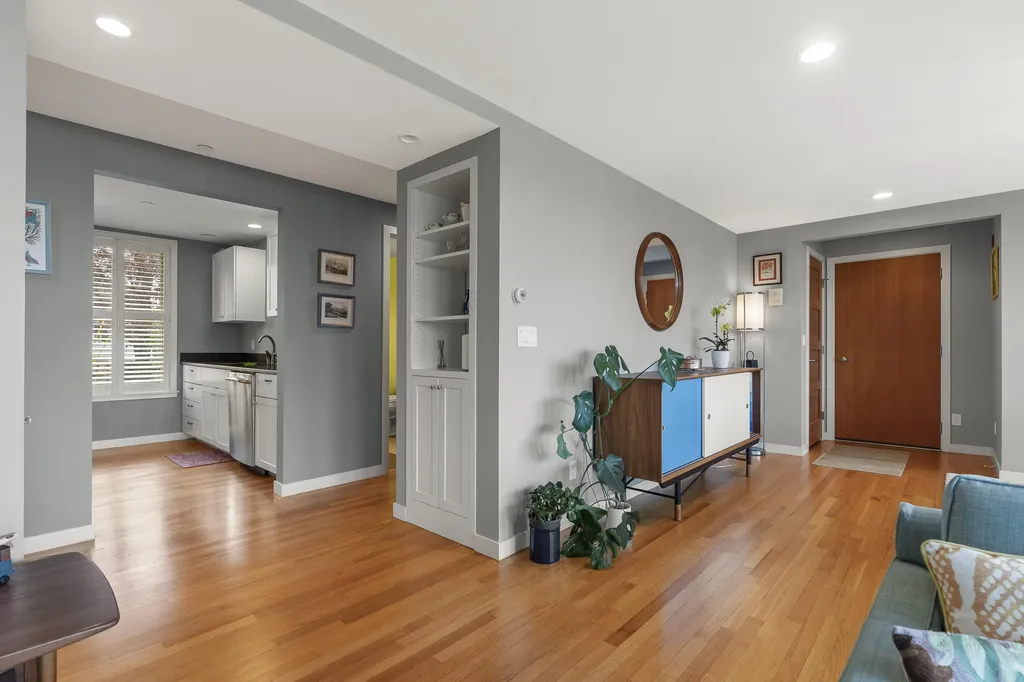 6 Merritt House Road Harpswell ME 04066