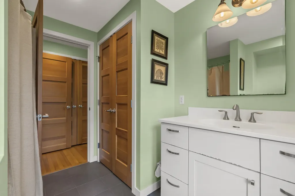6 Merritt House Road Harpswell ME 04066