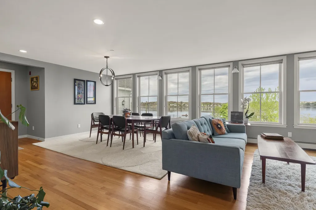 6 Merritt House Road Harpswell ME 04066