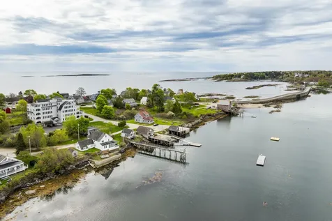 6 Merritt House Road Harpswell ME 04066