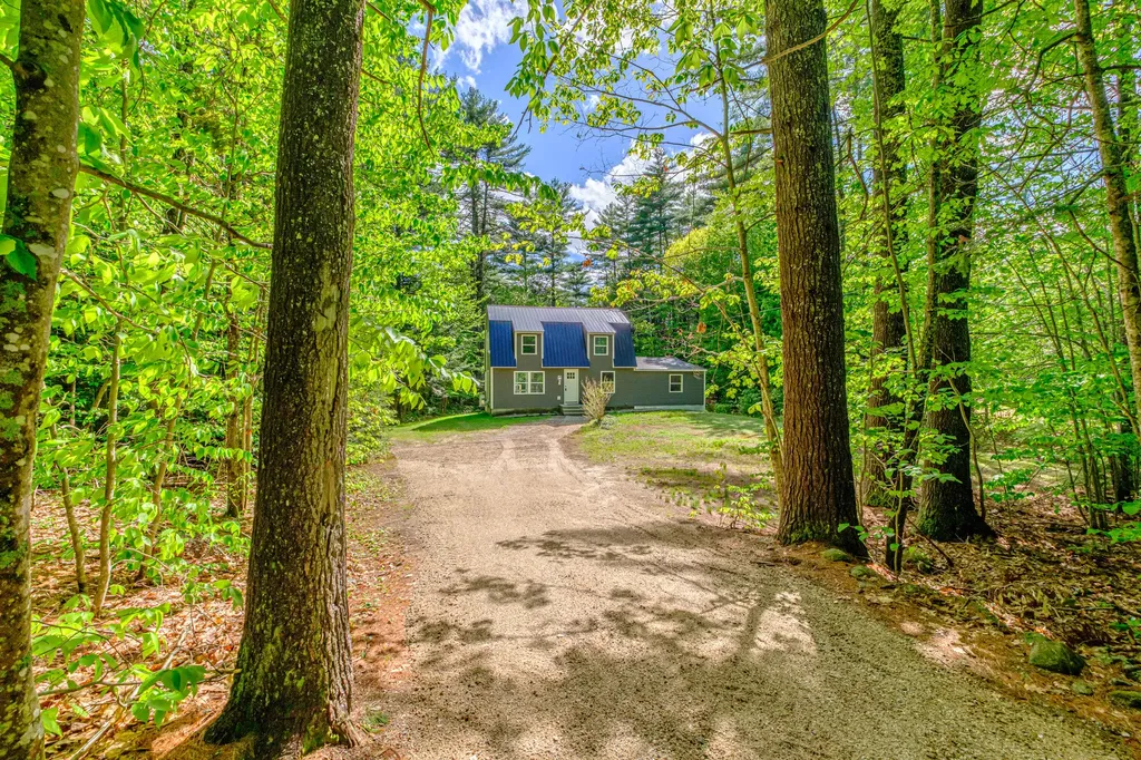 62 North Road Bridgton ME 04009