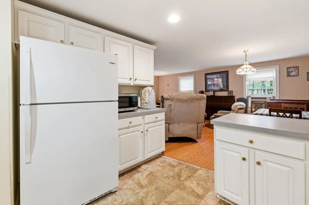 1232 State Road Eliot ME 03903