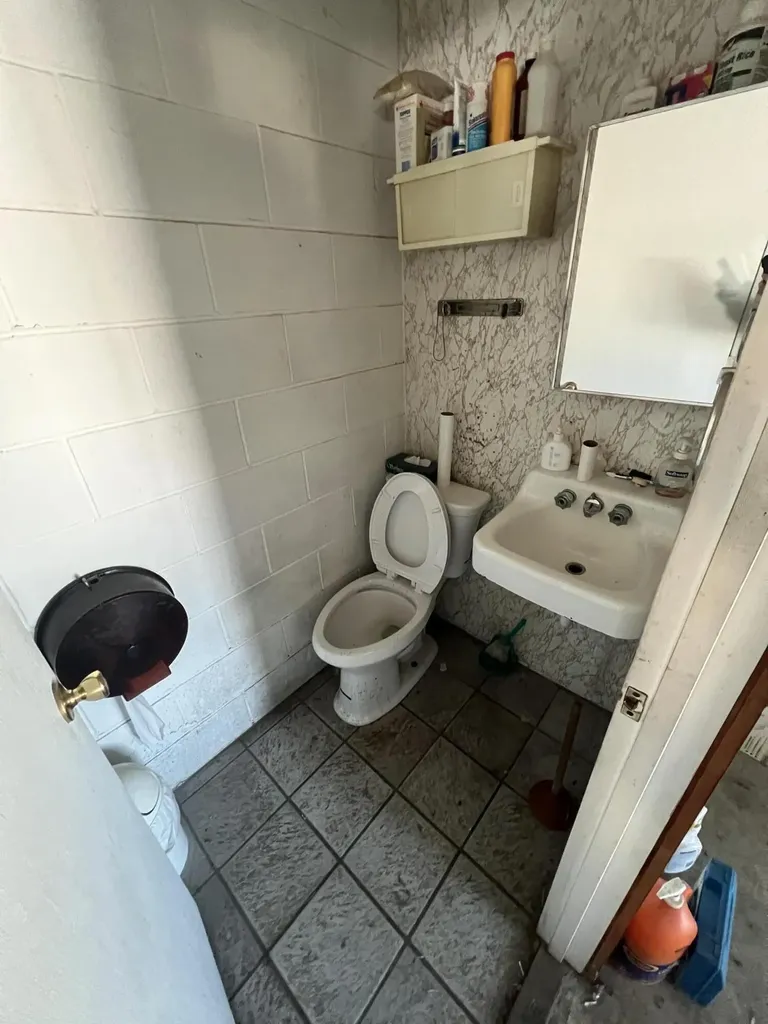 957 Sabattus Street Lewiston ME 04240