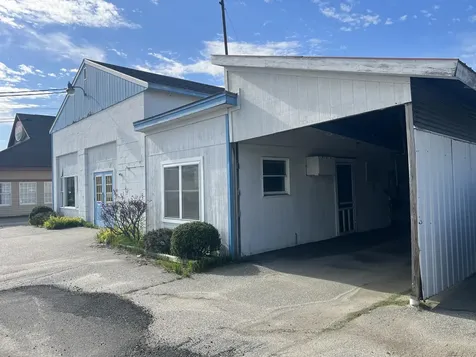 957 Sabattus Street Lewiston ME 04240