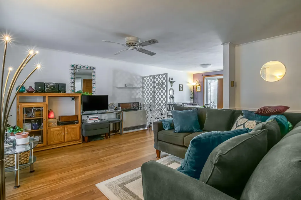 22 Ashbourne Court South Portland ME 04106