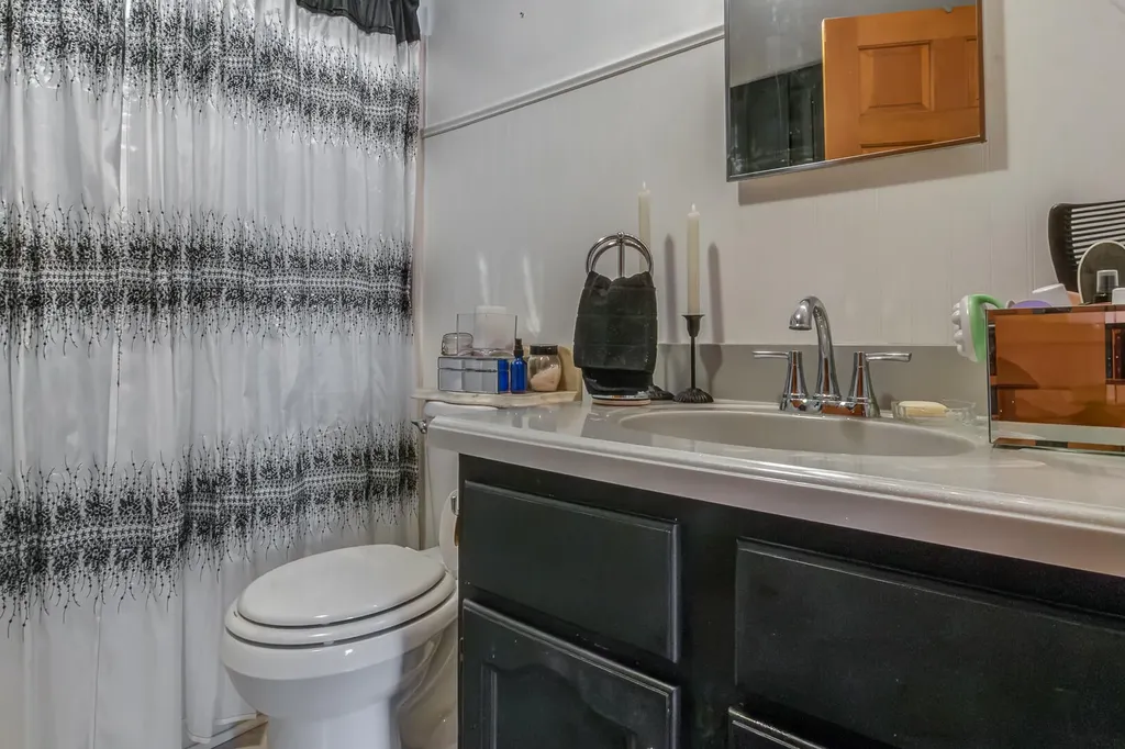 22 Ashbourne Court South Portland ME 04106