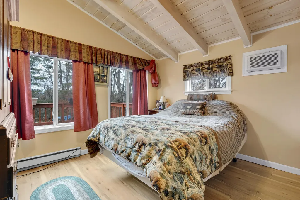 28 Colony Lane Bridgton ME 04009
