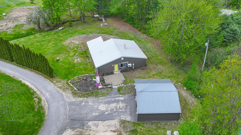 28 Colony Lane Bridgton ME 04009