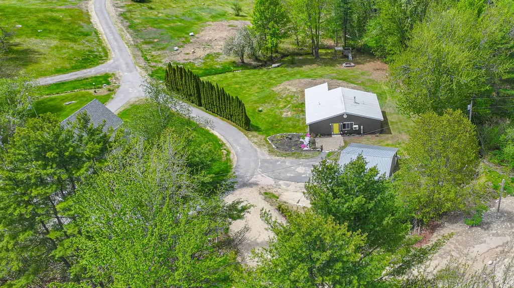 28 Colony Lane Bridgton ME 04009