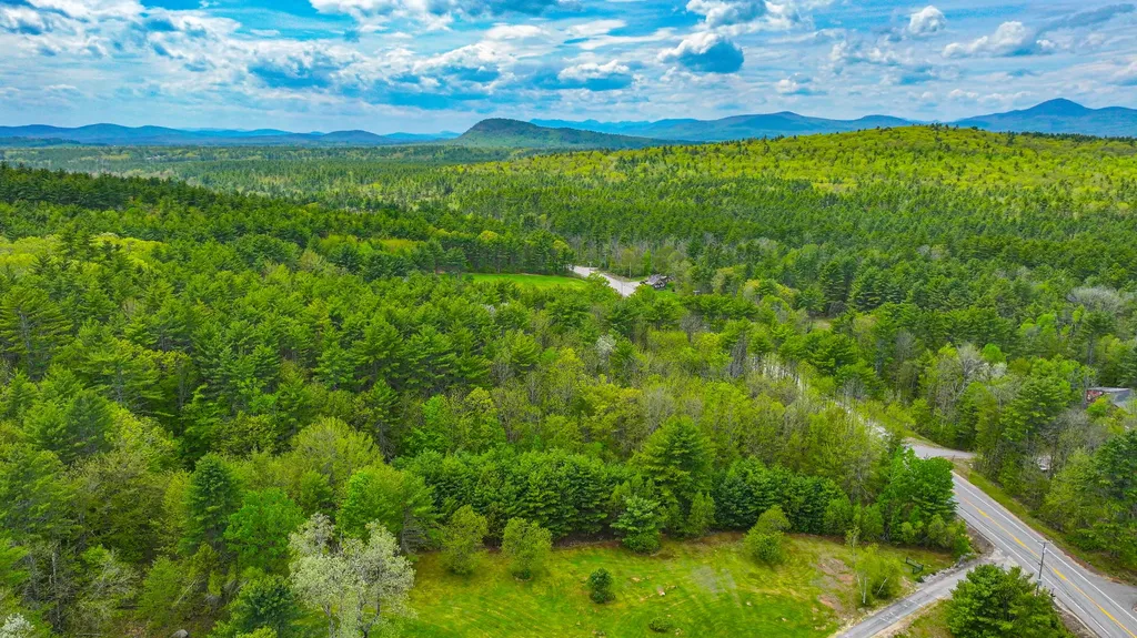 28 Colony Lane Bridgton ME 04009