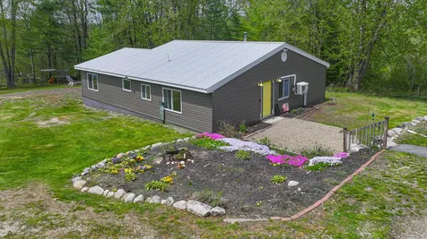28 Colony Lane Bridgton ME 04009