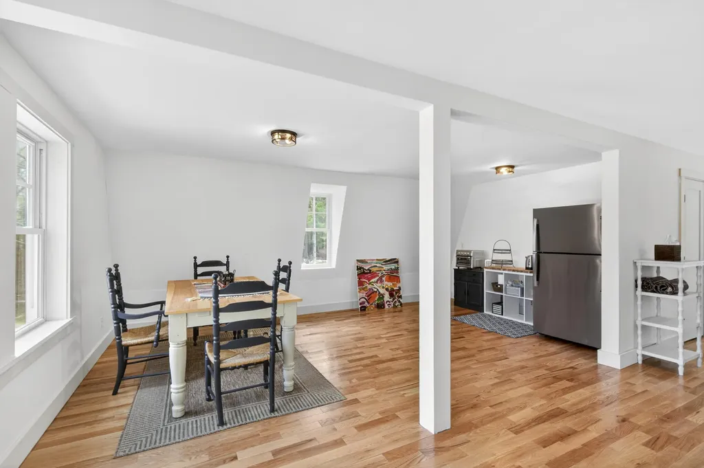38 Thurlow Road Lincolnville ME 04849