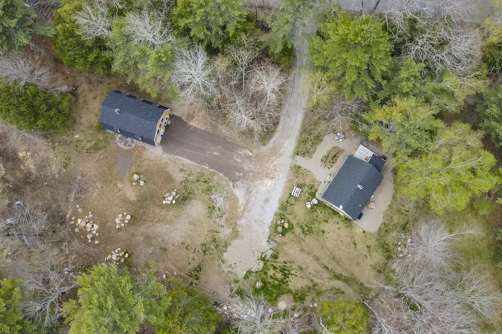 38 Thurlow Road Lincolnville ME 04849