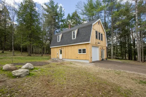 38 Thurlow Road Lincolnville ME 04849