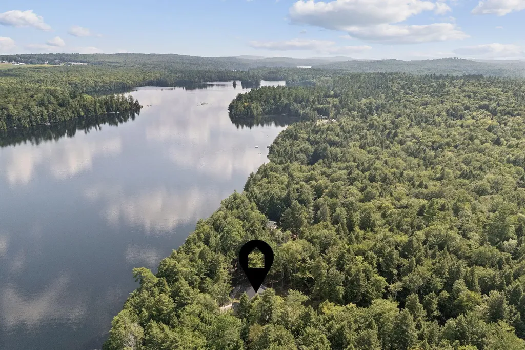492 Point Drive Mount Vernon ME 04349