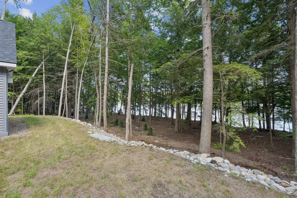 492 Point Drive Mount Vernon ME 04349