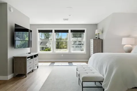 9 Dogwood Lane Yarmouth ME 04096