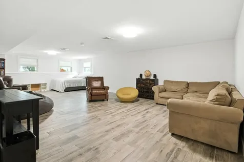 9 Dogwood Lane Yarmouth ME 04096