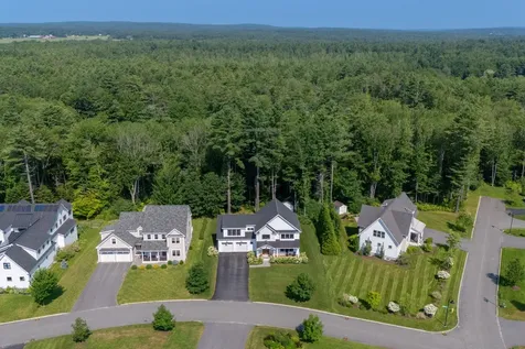 9 Dogwood Lane Yarmouth ME 04096