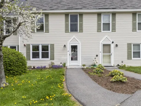 45 Pine Hill Drive Bath ME 04530