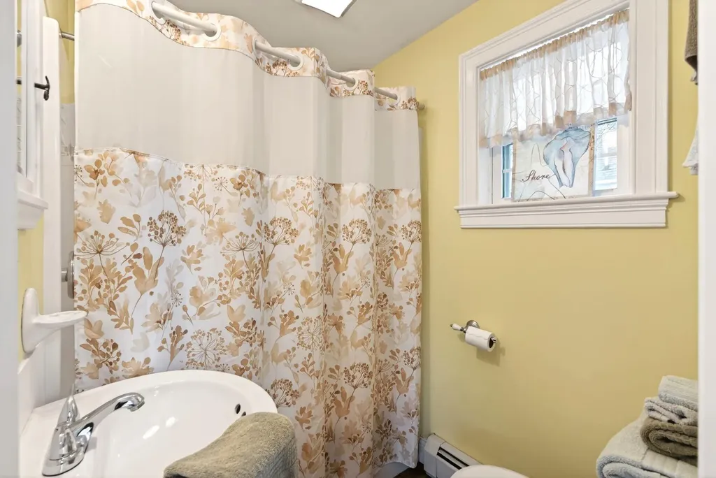 6 Tasker Avenue Scarborough ME 04074