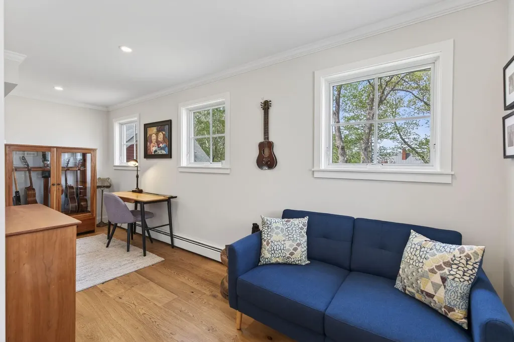 17 Harmony Hill Yarmouth ME 04096