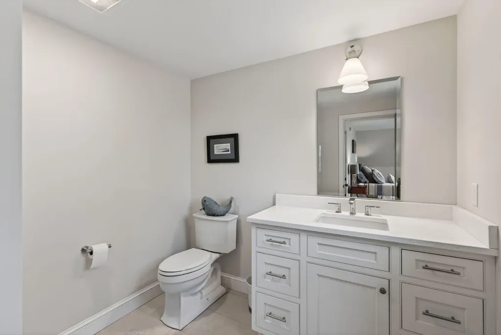 17 Harmony Hill Yarmouth ME 04096