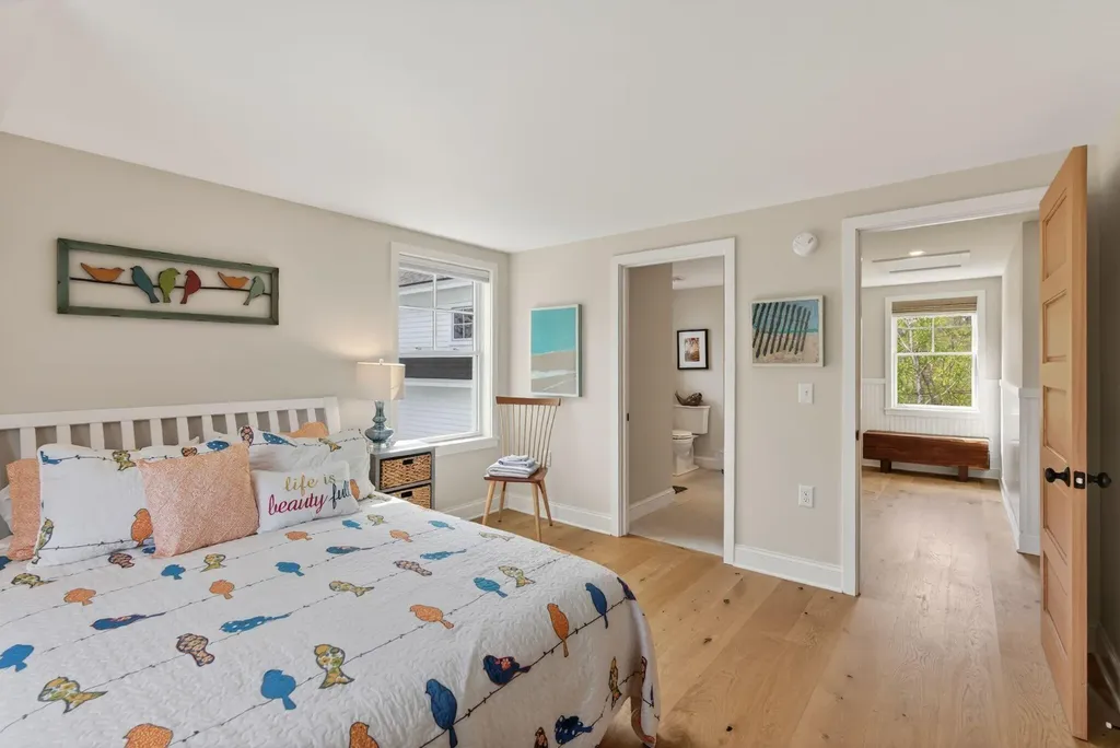 17 Harmony Hill Yarmouth ME 04096