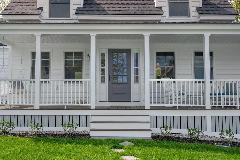 17 Harmony Hill Yarmouth ME 04096