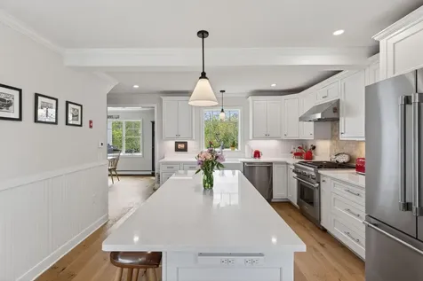 17 Harmony Hill Yarmouth ME 04096