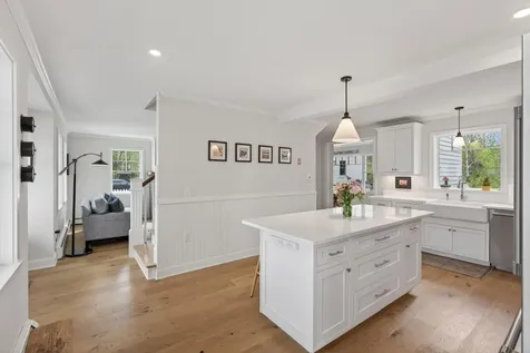 17 Harmony Hill Yarmouth ME 04096