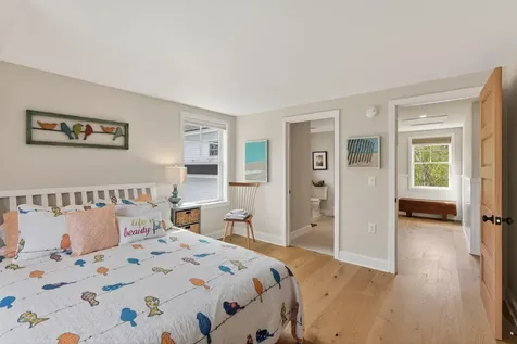 17 Harmony Hill Yarmouth ME 04096