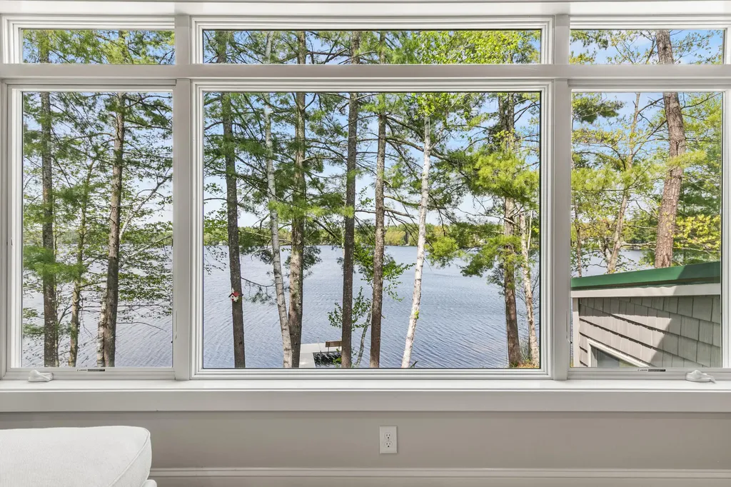 28 E Eleanor Avenue Standish ME 04084