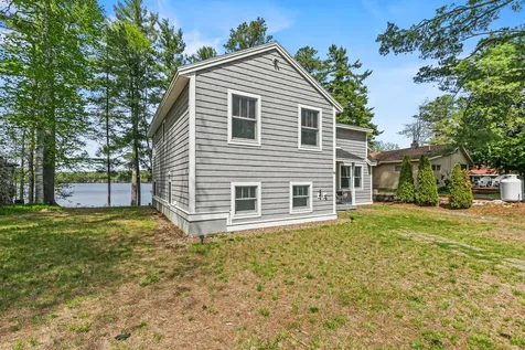 28 E Eleanor Avenue Standish ME 04084