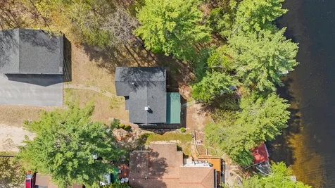28 E Eleanor Avenue Standish ME 04084