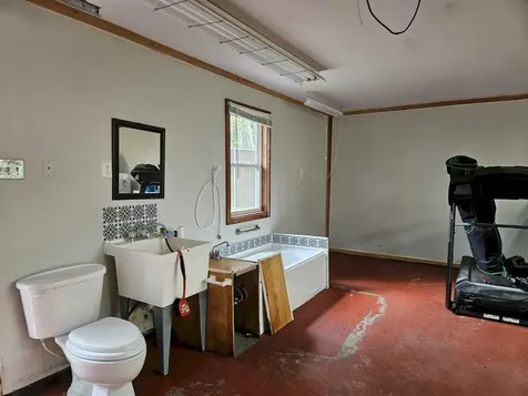 40 Peeks Hill Road Athens ME 04912