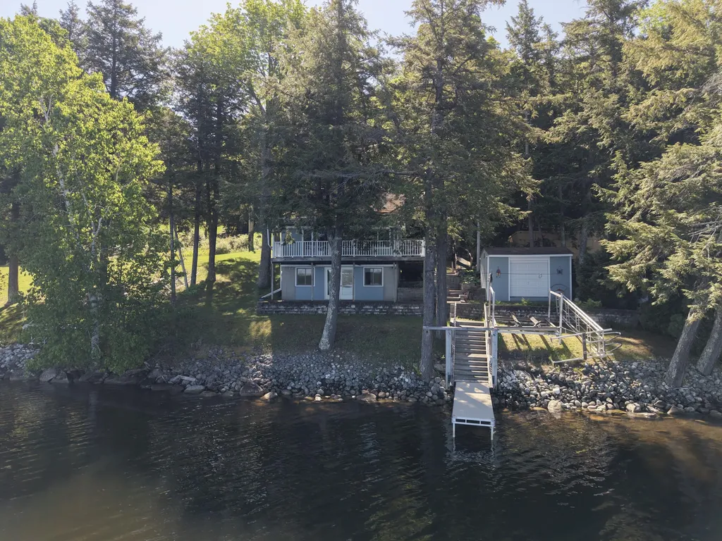 320 Redcedar Lane N Sidney ME 04330