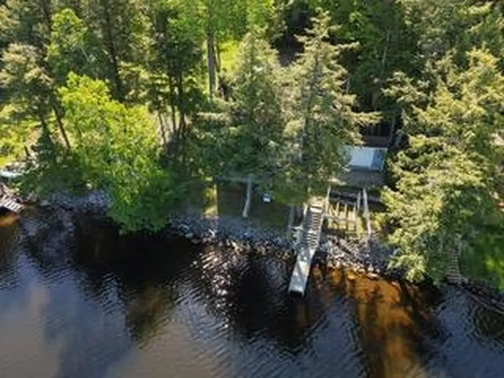 320 Redcedar Lane N Sidney ME 04330