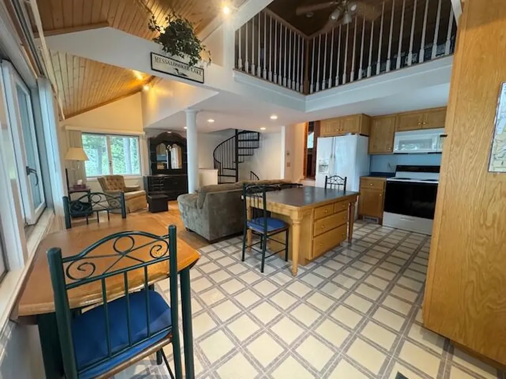 320 Redcedar Lane N Sidney ME 04330