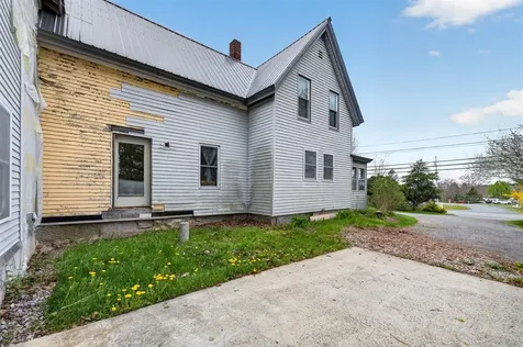 2694 Us Highway 1 Sullivan ME 04664