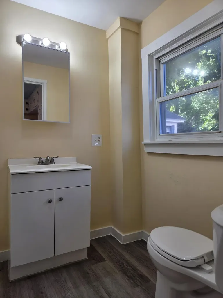 16 Kendall Street Augusta ME 04330