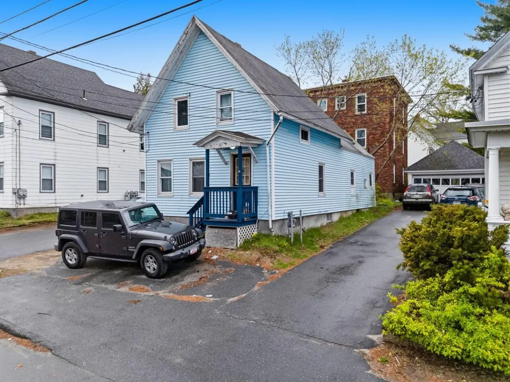 16 Kendall Street Augusta ME 04330