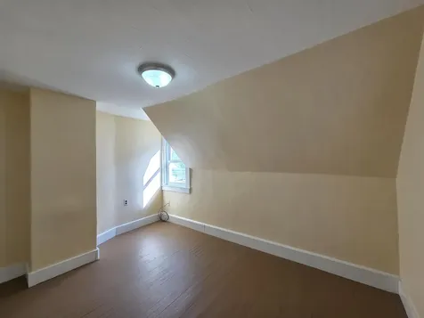 16 Kendall Street Augusta ME 04330