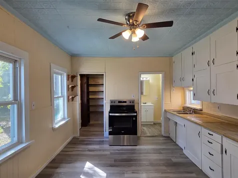 16 Kendall Street Augusta ME 04330