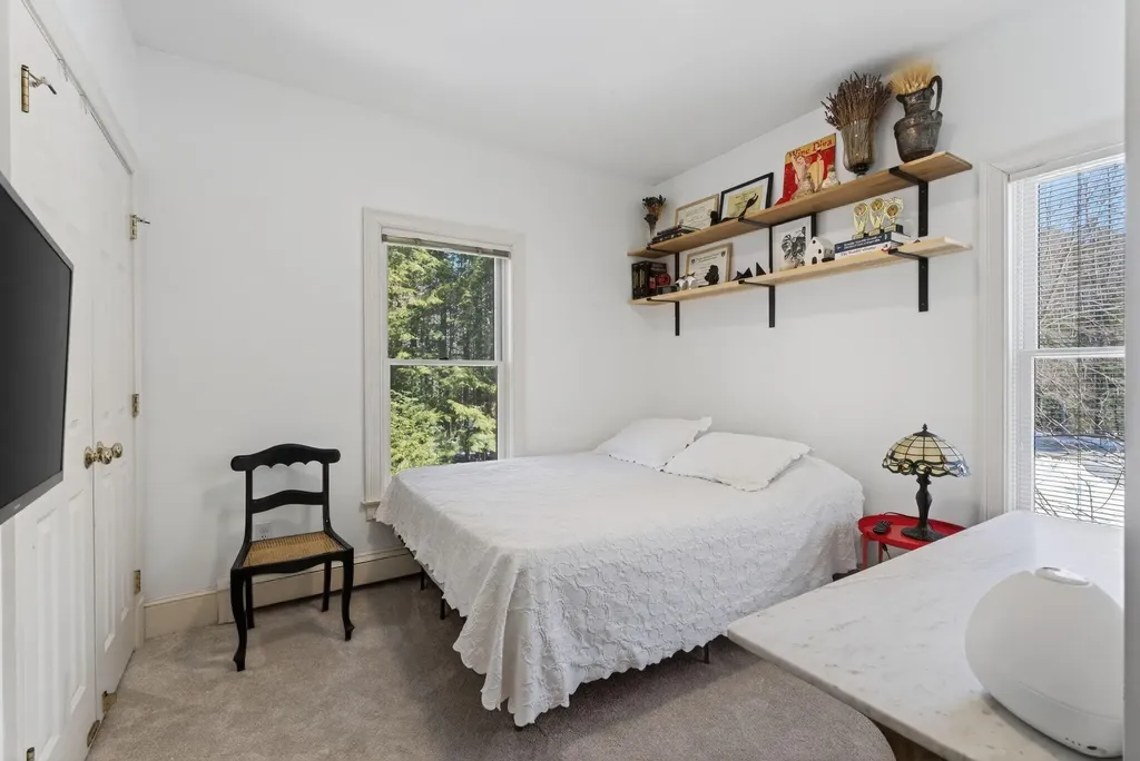 2 Tiger Lily Lane Cape Elizabeth ME 04107