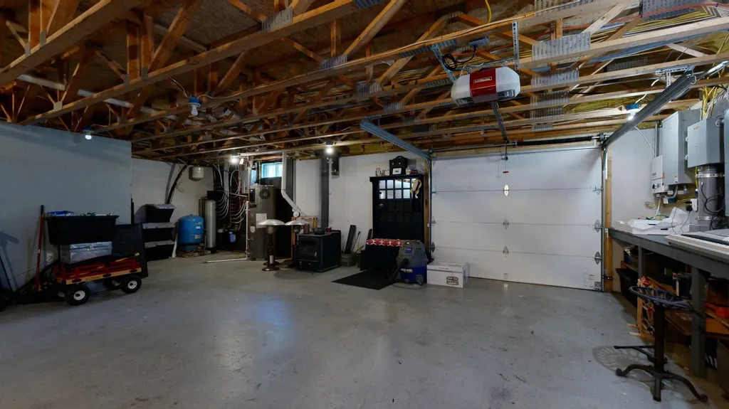 76 Heritage Lane Union ME 04862